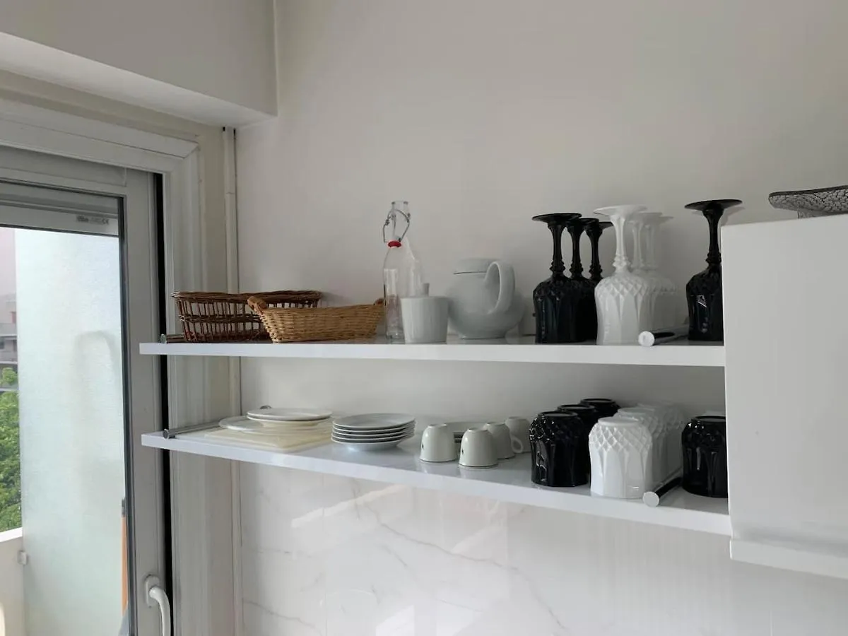 Apartment High Class 15 *